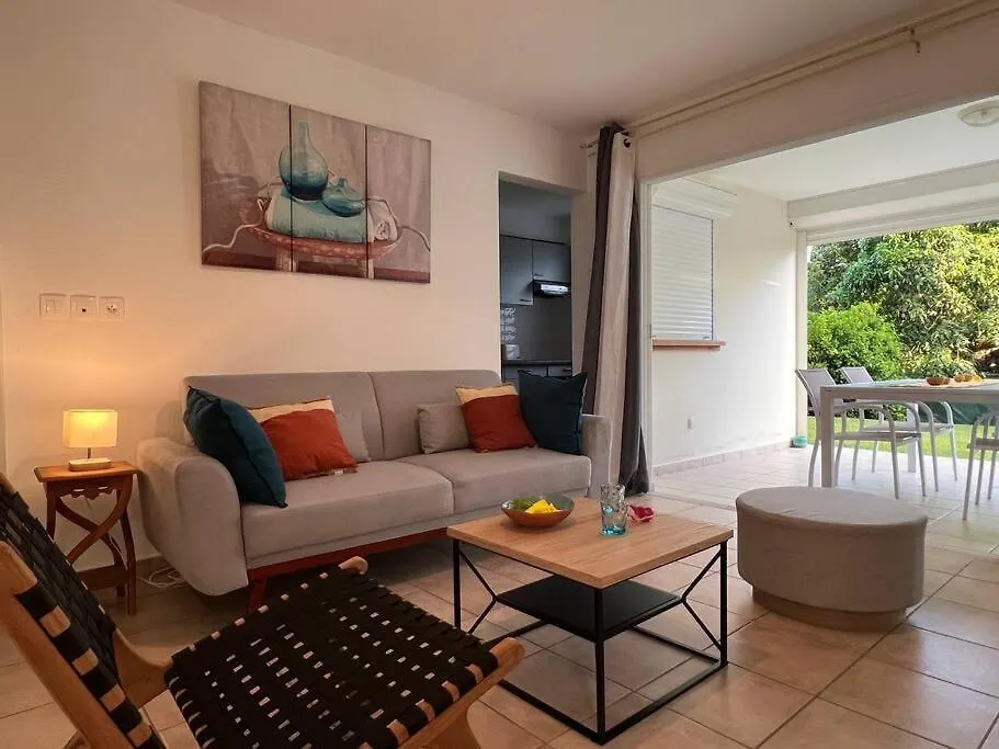 Appartement Dans La Douceur De Montebello à Petit-Bourg